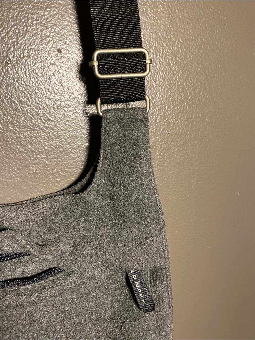 Old Navy Cross body Fleece Purse - Picture 4 of 9
